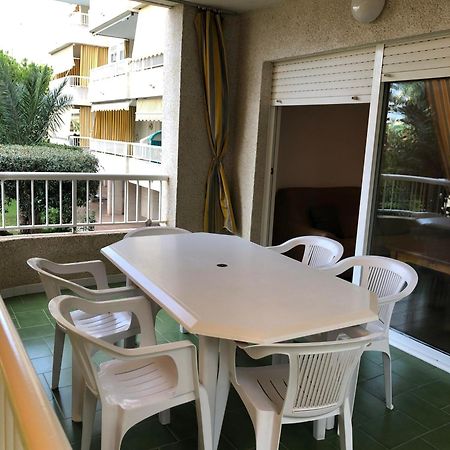 Apartamento En Alquiler Parque 8, Playa De Gandia Extérieur photo