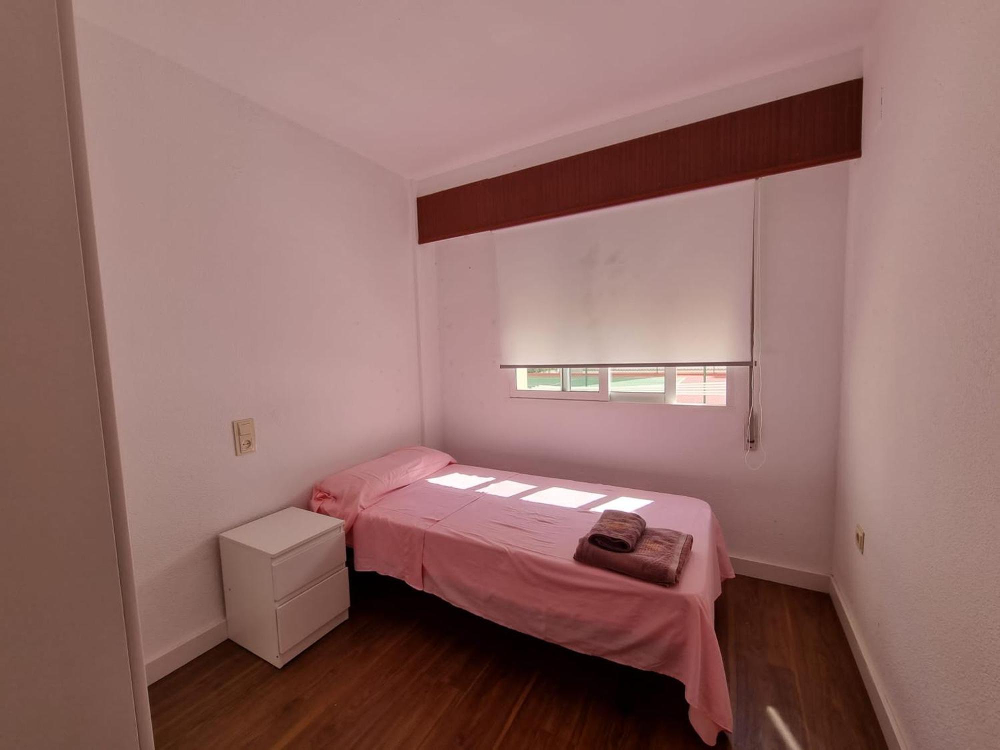 Apartamento En Alquiler Parque 8, Playa De Gandia Extérieur photo